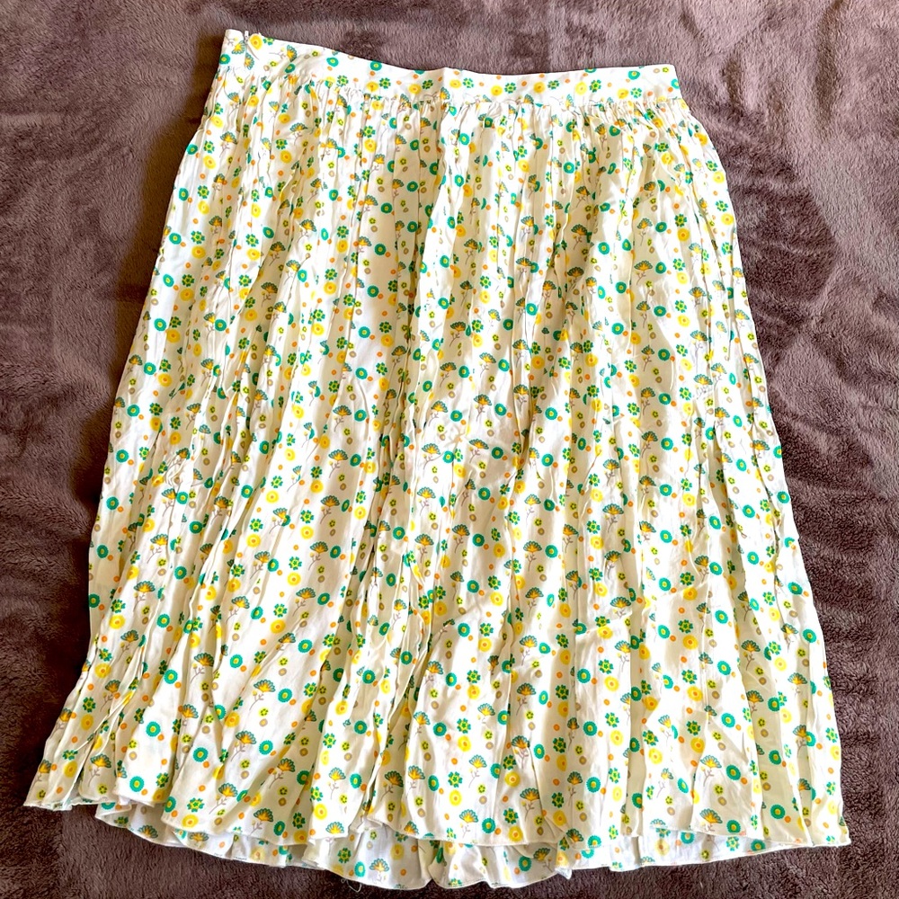 Fun flirty skirt